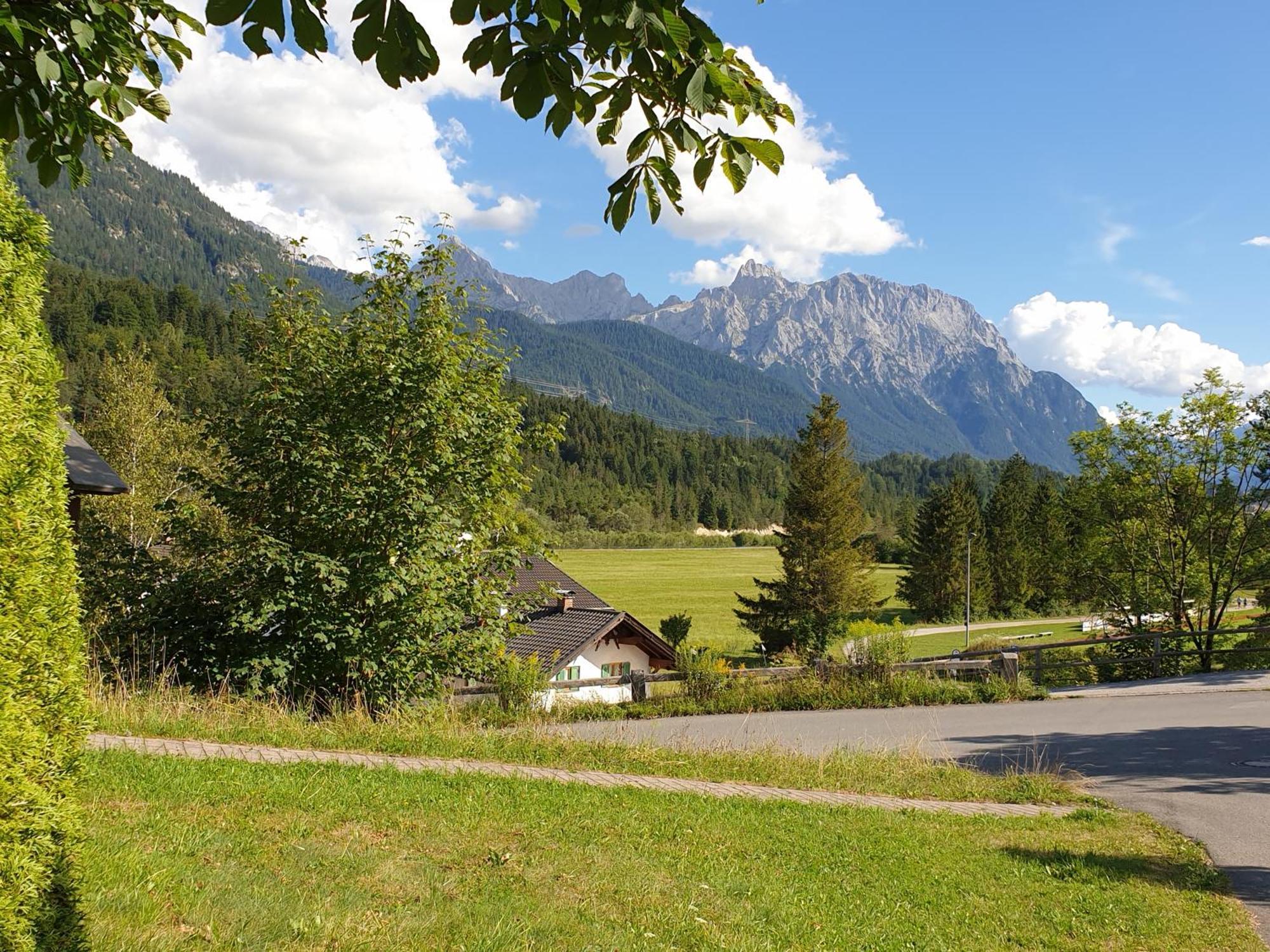 Haus Abendsonne Familie Druxes Appartement Krün Buitenkant foto